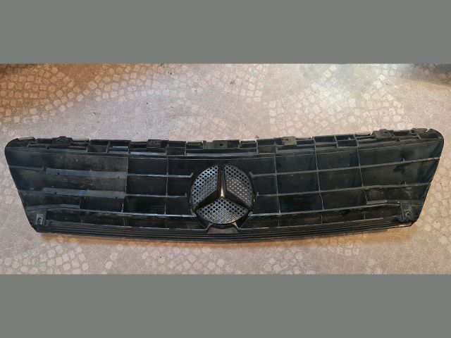 bontott MERCEDES-BENZ A-CLASS Hűtőrács