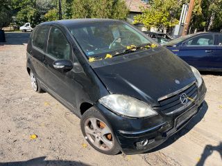 bontott MERCEDES-BENZ A-CLASS Jobb első Ablak Díszléc