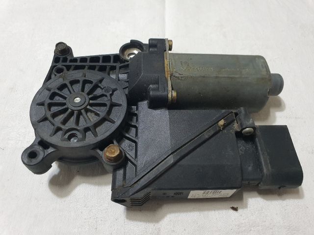 bontott MERCEDES-BENZ A-CLASS Jobb első Ablakemelő Motor