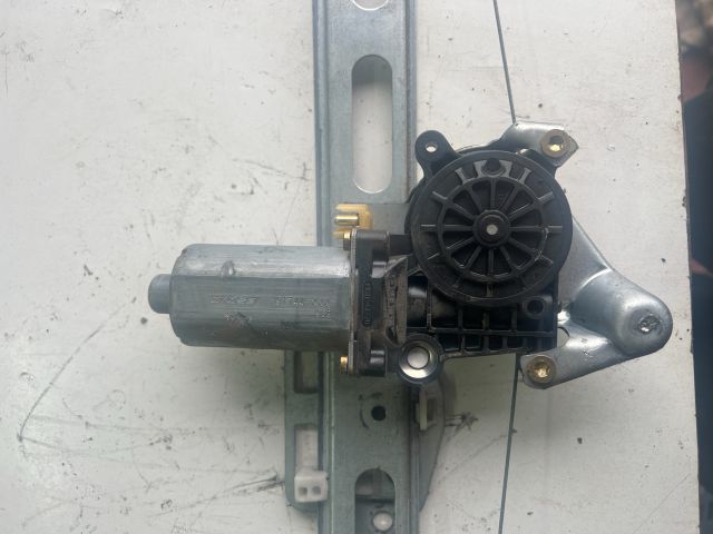 bontott MERCEDES-BENZ A-CLASS Jobb első Ablakemelő Motor