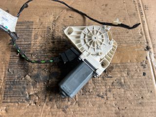 bontott MERCEDES-BENZ A-CLASS Jobb első Ablakemelő Motor