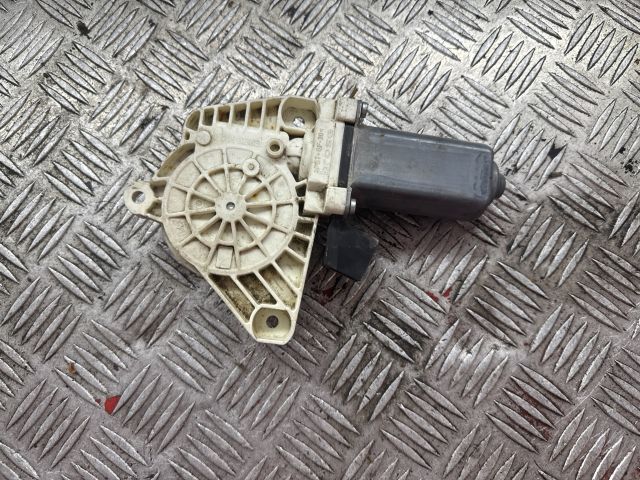 bontott MERCEDES-BENZ A-CLASS Jobb első Ablakemelő Motor