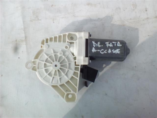 bontott MERCEDES-BENZ A-CLASS Jobb első Ablakemelő Motor