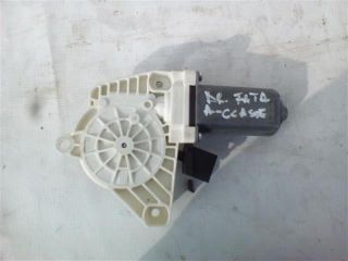 bontott MERCEDES-BENZ A-CLASS Jobb első Ablakemelő Motor