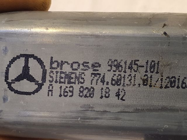 bontott MERCEDES-BENZ A-CLASS Jobb első Ablakemelő Motor