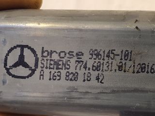 bontott MERCEDES-BENZ A-CLASS Jobb első Ablakemelő Motor