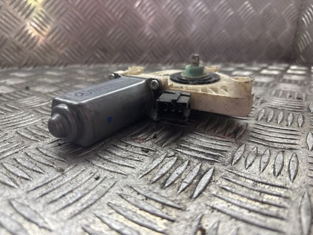 bontott MERCEDES-BENZ A-CLASS Jobb első Ablakemelő Motor