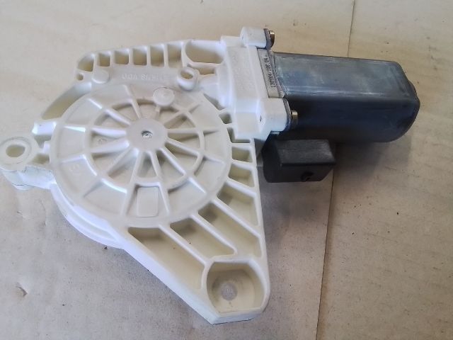 bontott MERCEDES-BENZ A-CLASS Jobb első Ablakemelő Motor