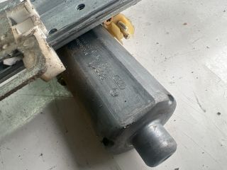 bontott MERCEDES-BENZ A-CLASS Jobb első Ablakemelő Motor