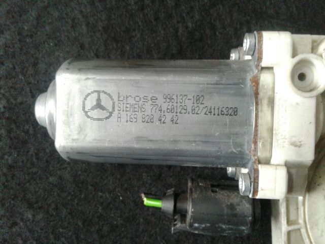 bontott MERCEDES-BENZ A-CLASS Jobb első Ablakemelő Motor