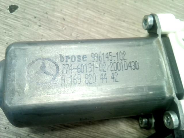 bontott MERCEDES-BENZ A-CLASS Jobb első Ablakemelő Motor