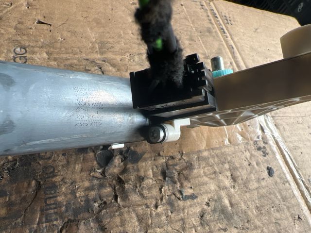 bontott MERCEDES-BENZ A-CLASS Jobb első Ablakemelő Motor