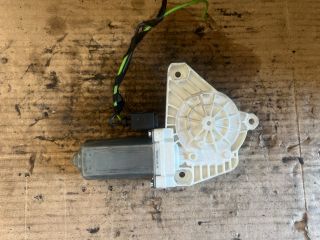 bontott MERCEDES-BENZ A-CLASS Jobb első Ablakemelő Motor