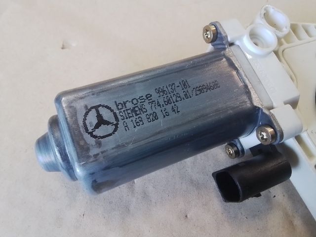 bontott MERCEDES-BENZ A-CLASS Jobb első Ablakemelő Motor