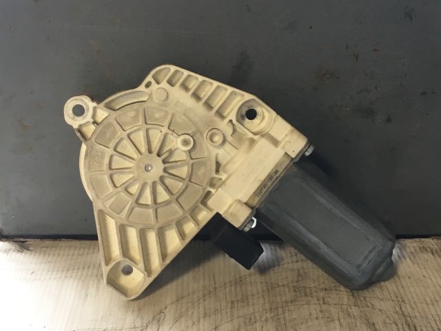 bontott MERCEDES-BENZ A-CLASS Jobb első Ablakemelő Motor