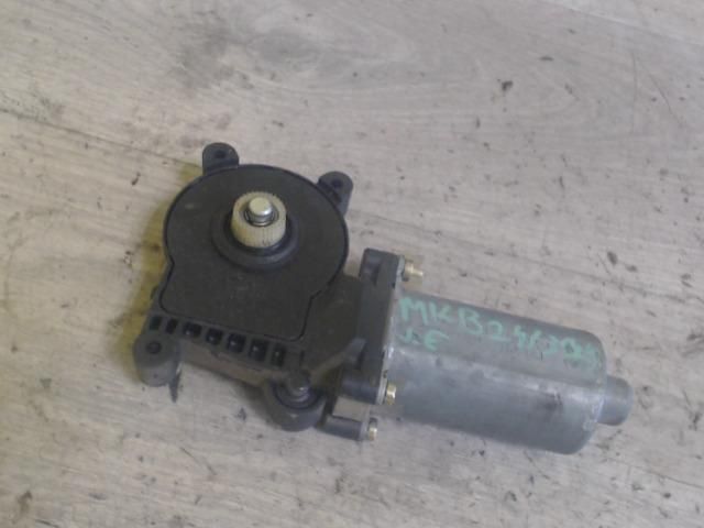 bontott MERCEDES-BENZ A-CLASS Jobb első Ablakemelő Motor