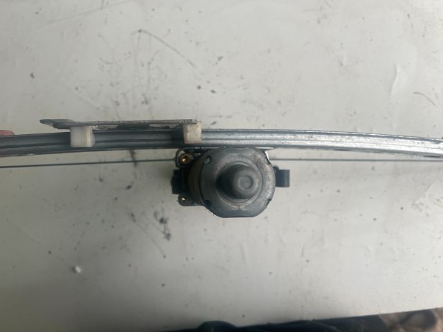 bontott MERCEDES-BENZ A-CLASS Jobb első Ablakemelő Motor