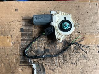 bontott MERCEDES-BENZ A-CLASS Jobb első Ablakemelő Motor