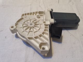 bontott MERCEDES-BENZ A-CLASS Jobb első Ablakemelő Motor