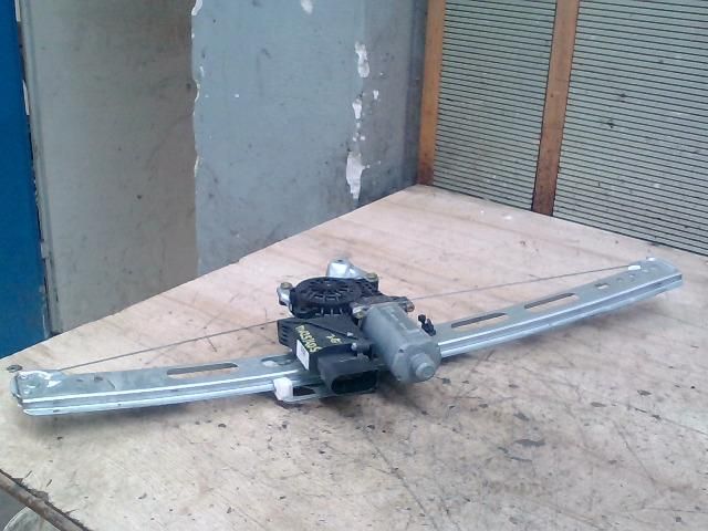 bontott MERCEDES-BENZ A-CLASS Jobb első Ablakemelő Szerkezet (Elektromos)