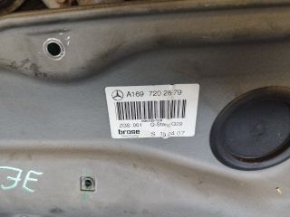bontott MERCEDES-BENZ A-CLASS Jobb első Ablakemelő Szerkezet (Elektromos)