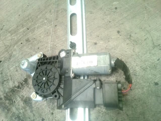 bontott MERCEDES-BENZ A-CLASS Jobb első Ablakemelő Szerkezet (Elektromos)