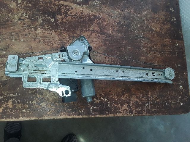 bontott MERCEDES-BENZ A-CLASS Jobb első Ablakemelő Szerkezet (Elektromos)