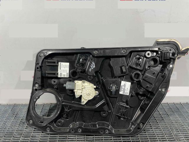 bontott MERCEDES-BENZ A-CLASS Jobb első Ablakemelő Szerkezet (Elektromos)