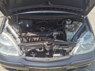 bontott MERCEDES-BENZ A-CLASS Jobb első Ajtó (Részeivel)