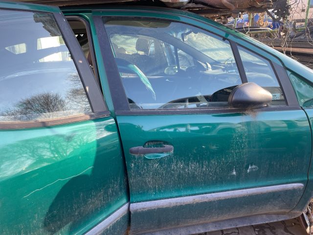 bontott MERCEDES-BENZ A-CLASS Jobb első Ajtó (Részeivel)