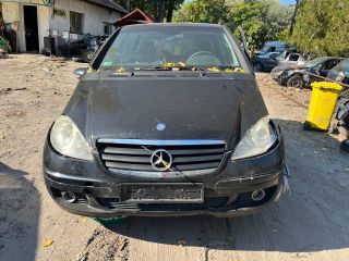 bontott MERCEDES-BENZ A-CLASS Jobb első Ajtó (Részeivel)