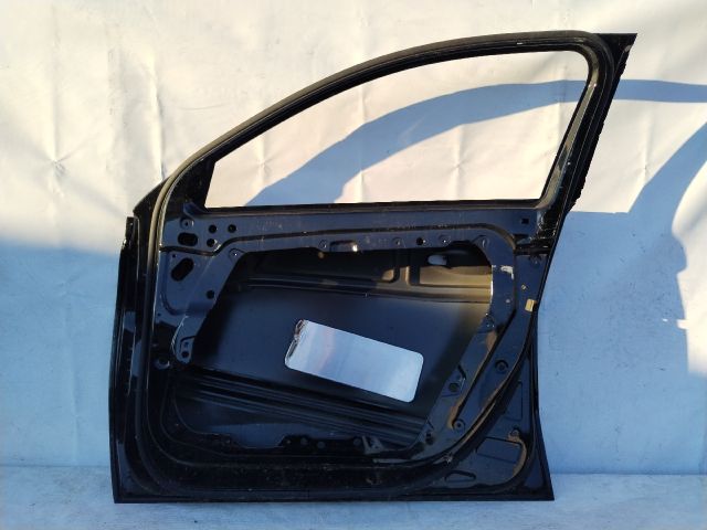 bontott MERCEDES-BENZ A-CLASS Jobb első Ajtó (Üres lemez)