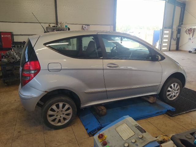 bontott MERCEDES-BENZ A-CLASS Jobb első Ajtó (Üres lemez)