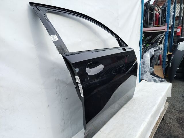 bontott MERCEDES-BENZ A-CLASS Jobb első Ajtó (Üres lemez)