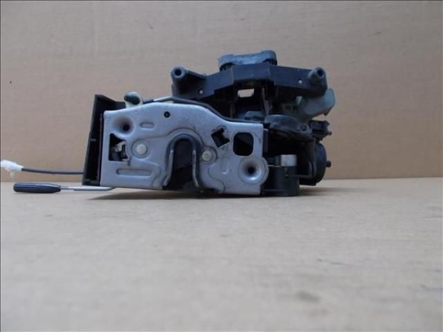 bontott MERCEDES-BENZ A-CLASS Jobb első Ajtózár