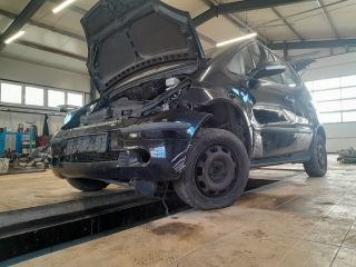 bontott MERCEDES-BENZ A-CLASS Jobb első Ajtózár