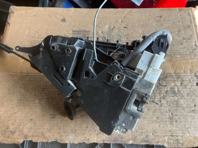 bontott MERCEDES-BENZ A-CLASS Jobb első Ajtózár