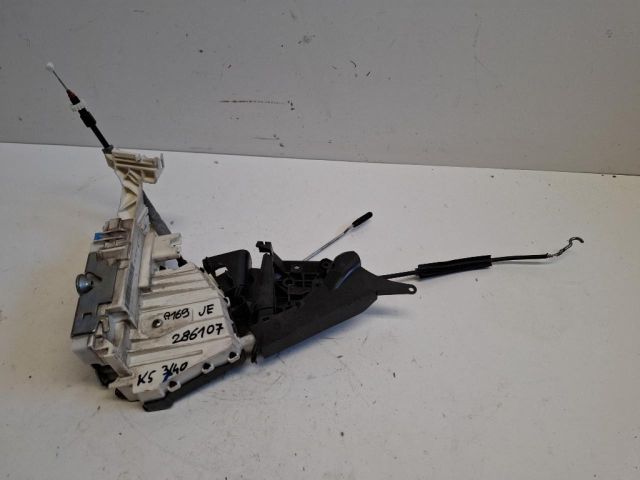 bontott MERCEDES-BENZ A-CLASS Jobb első Ajtózár