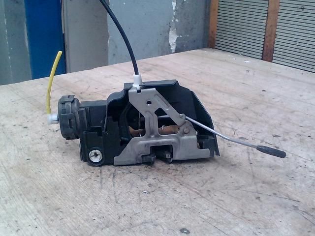 bontott MERCEDES-BENZ A-CLASS Jobb első Ajtózár