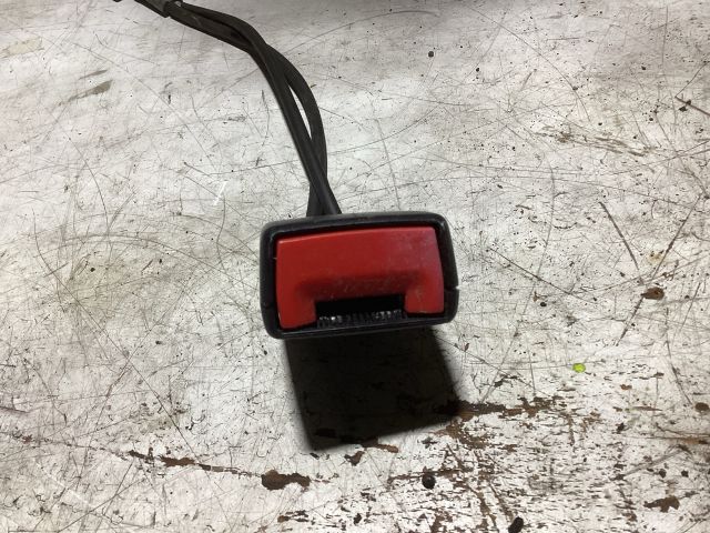 bontott MERCEDES-BENZ A-CLASS Jobb első Biztonsági Öv Csat