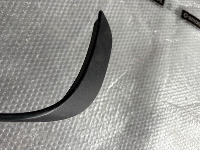 bontott MERCEDES-BENZ A-CLASS Jobb első Lökhárító Díszléc