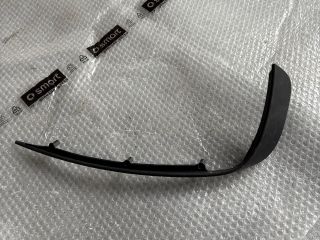 bontott MERCEDES-BENZ A-CLASS Jobb első Lökhárító Díszléc