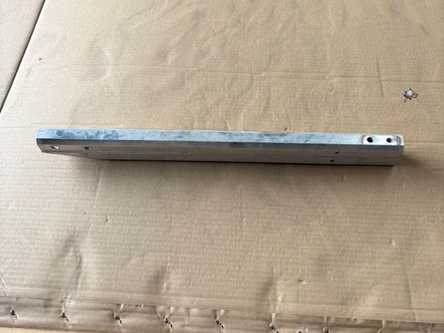 bontott MERCEDES-BENZ A-CLASS Jobb első Lökhárító Merevítő Tartó (Fém)