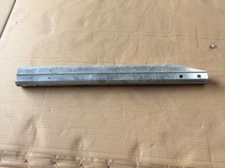 bontott MERCEDES-BENZ A-CLASS Jobb első Lökhárító Merevítő Tartó (Fém)