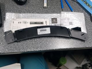 bontott MERCEDES-BENZ A-CLASS Jobb első Lökhárító Sarok