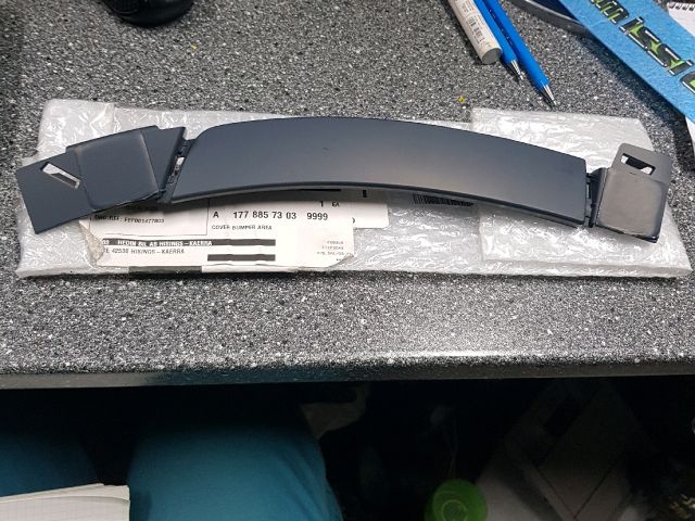 bontott MERCEDES-BENZ A-CLASS Jobb első Lökhárító Sarok