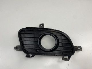 bontott MERCEDES-BENZ A-CLASS Jobb első Lökhárító Vakborítás