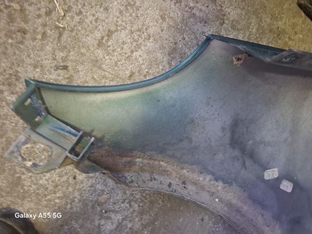 bontott MERCEDES-BENZ A-CLASS Jobb első Sárvédő