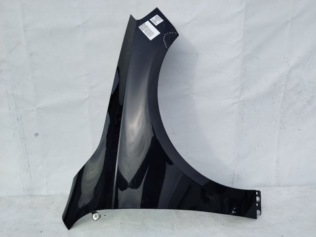 bontott MERCEDES-BENZ A-CLASS Jobb első Sárvédő