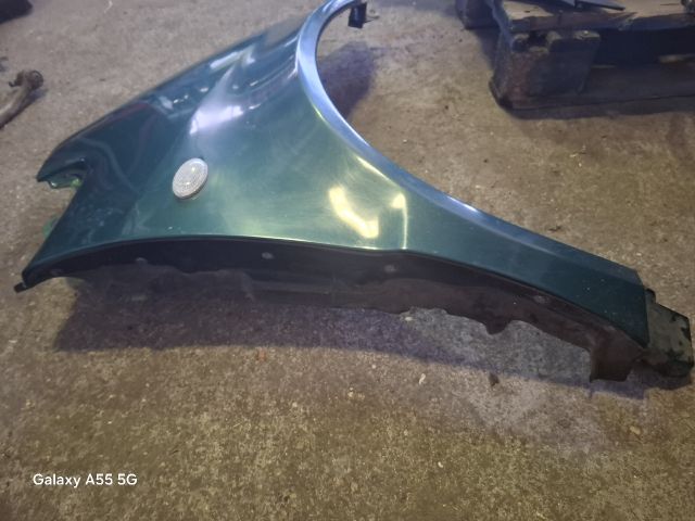 bontott MERCEDES-BENZ A-CLASS Jobb első Sárvédő